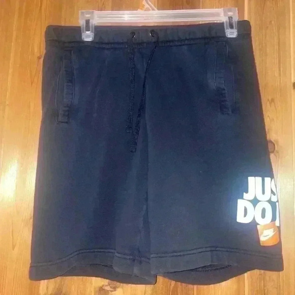 Nike Just Do It Sweat Shorts Size Small - Picture 1 of 4